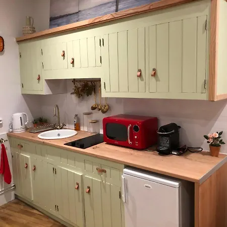 Juste Au Dessus De La